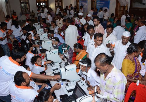 A large number of people took advantage of the Free Eye Screening at Eyebetes @ Thane 2016